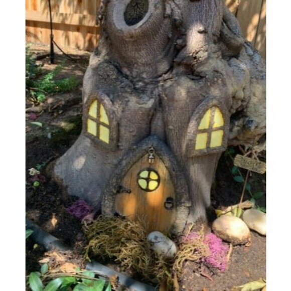 Fairy Door and Windows for Trees– Glow in The Dark Yard Art Sculpture Decoration - Picture 2 of 2
